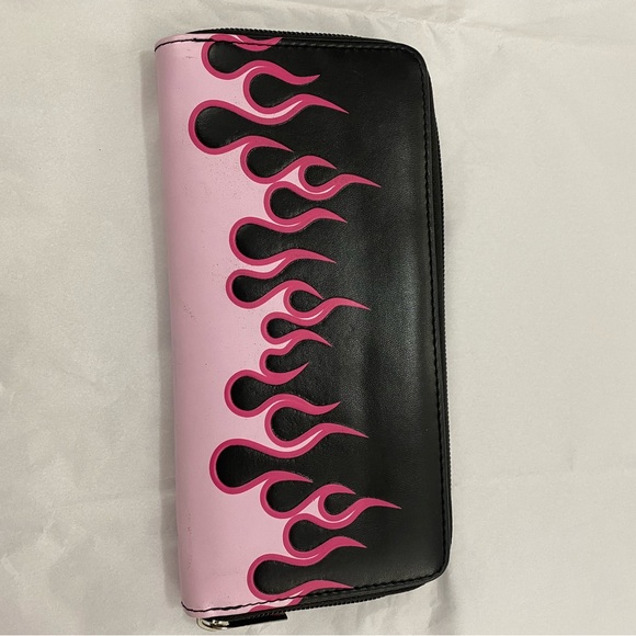 Pink Flames Zip Clutch Women’s Wallet - Picture 3 of 13
